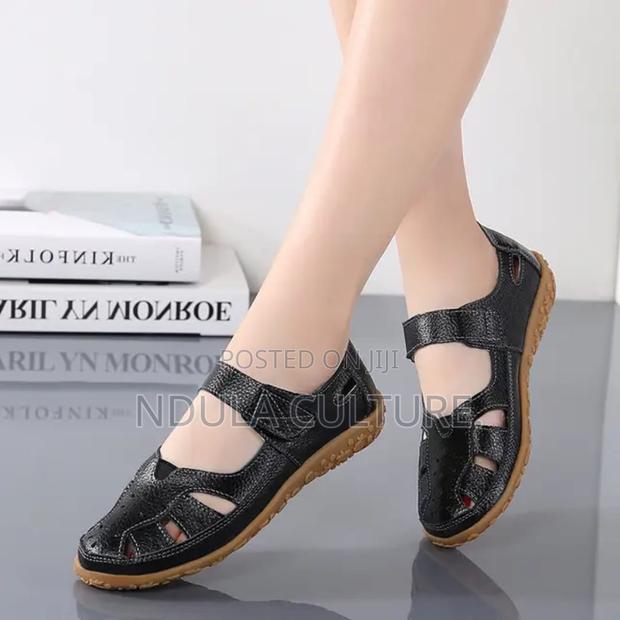 Breathable Ladies Sandals