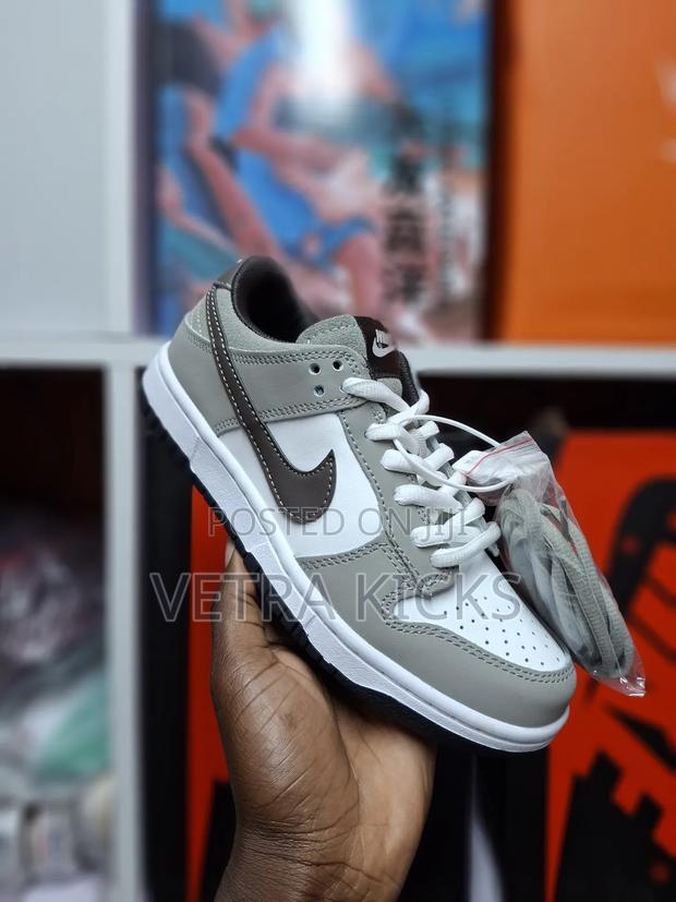 Air Jordan 1 Low Cut Sb Unisex Sneakers - main view
