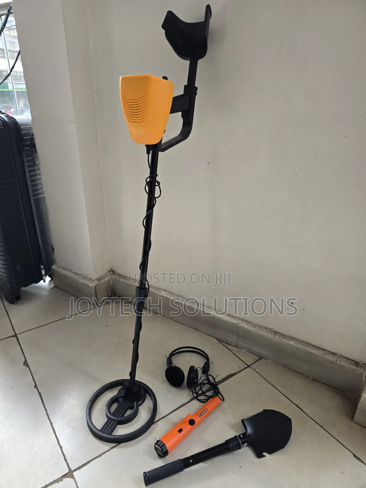 Professional Gold Scanner Metal Detector For Security & Treasure Hunt