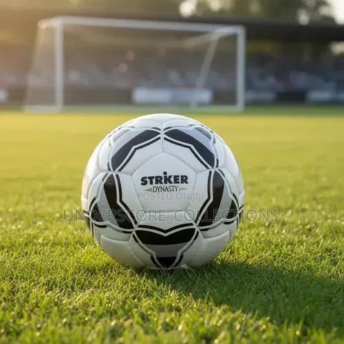 Striker Sports Fb-Classic Size 5 Soccer Ball