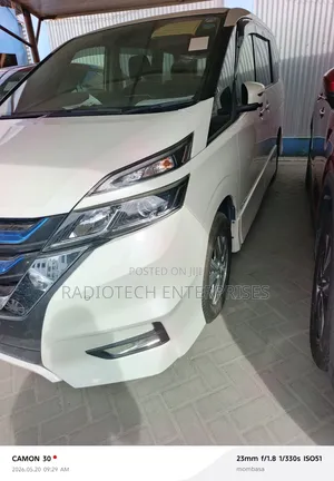 Nissan Serena 2019 White