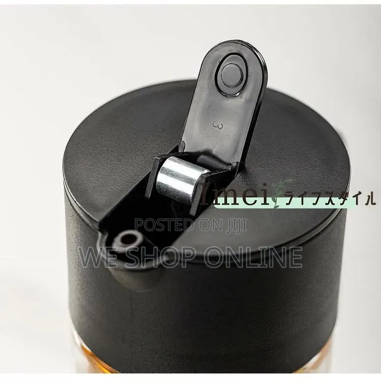 Automatic Opening Blue Lid and Closing Oil Bottle 550ml