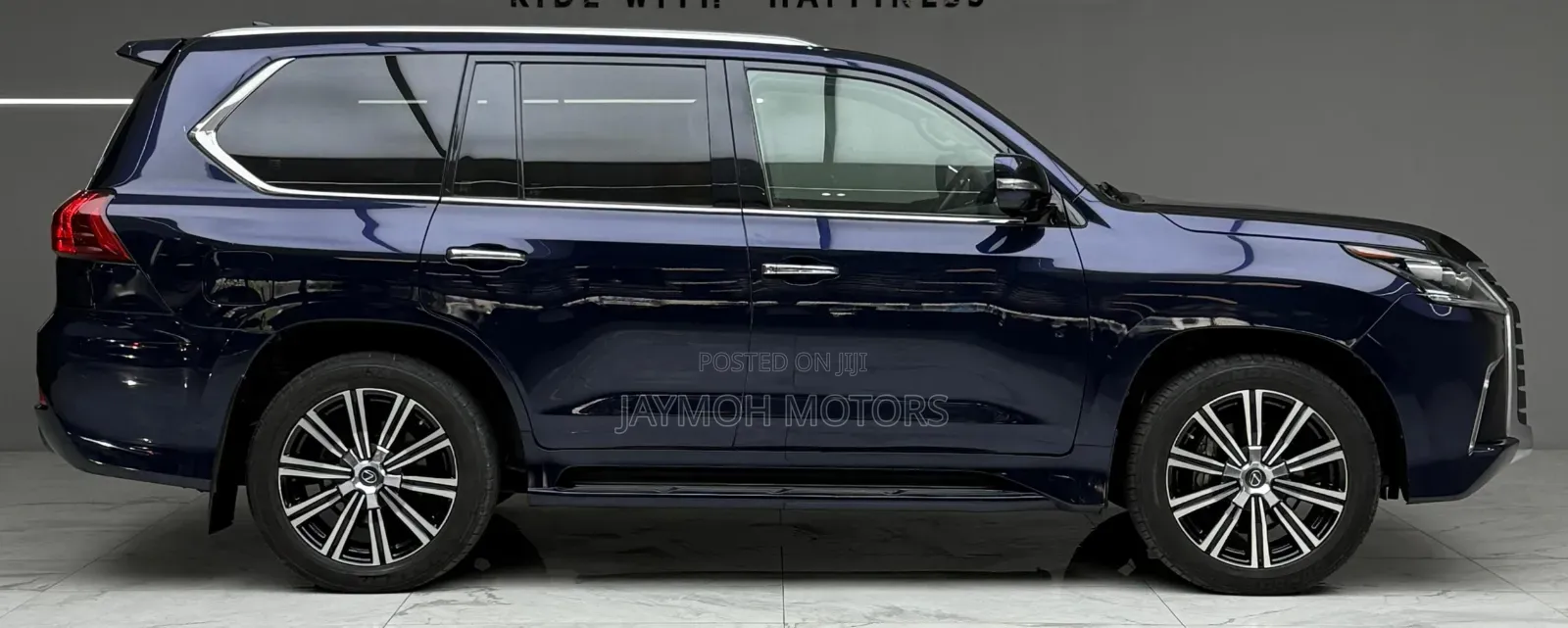 Lexus LX 2020 Blue