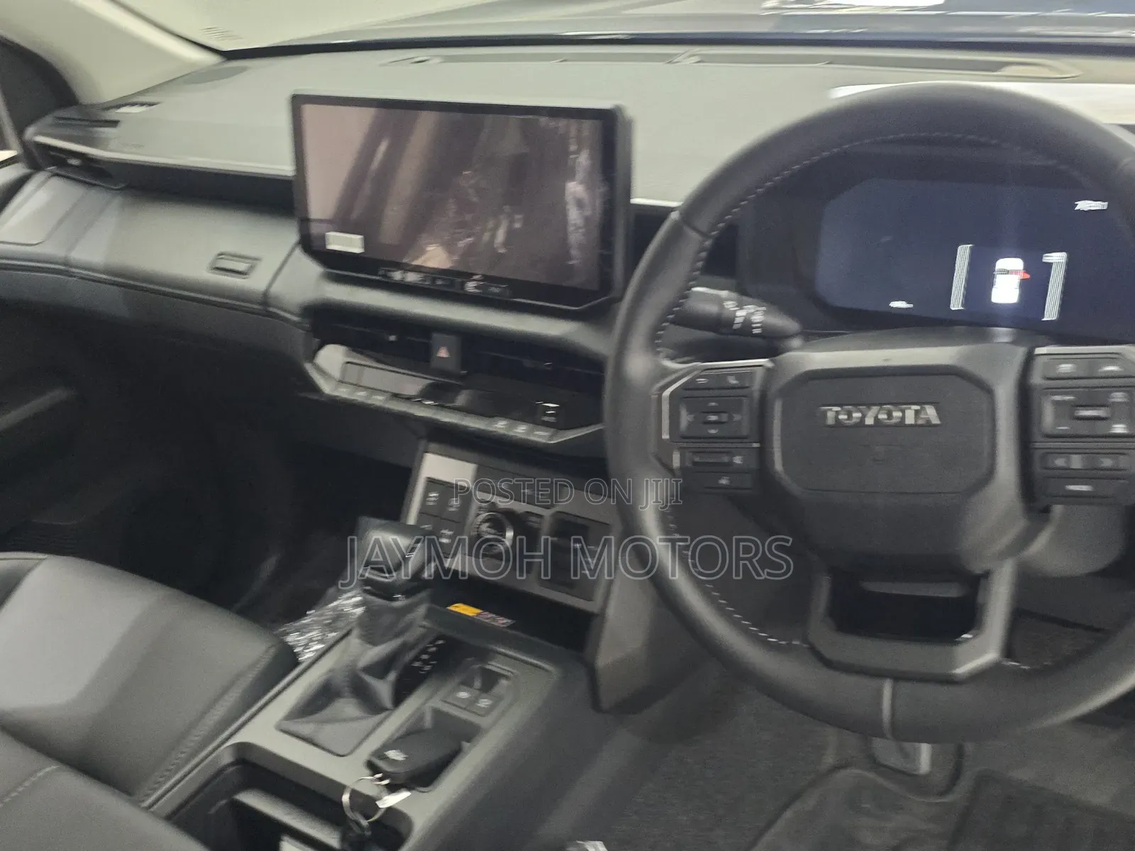 New Toyota Hilux 2025 Black