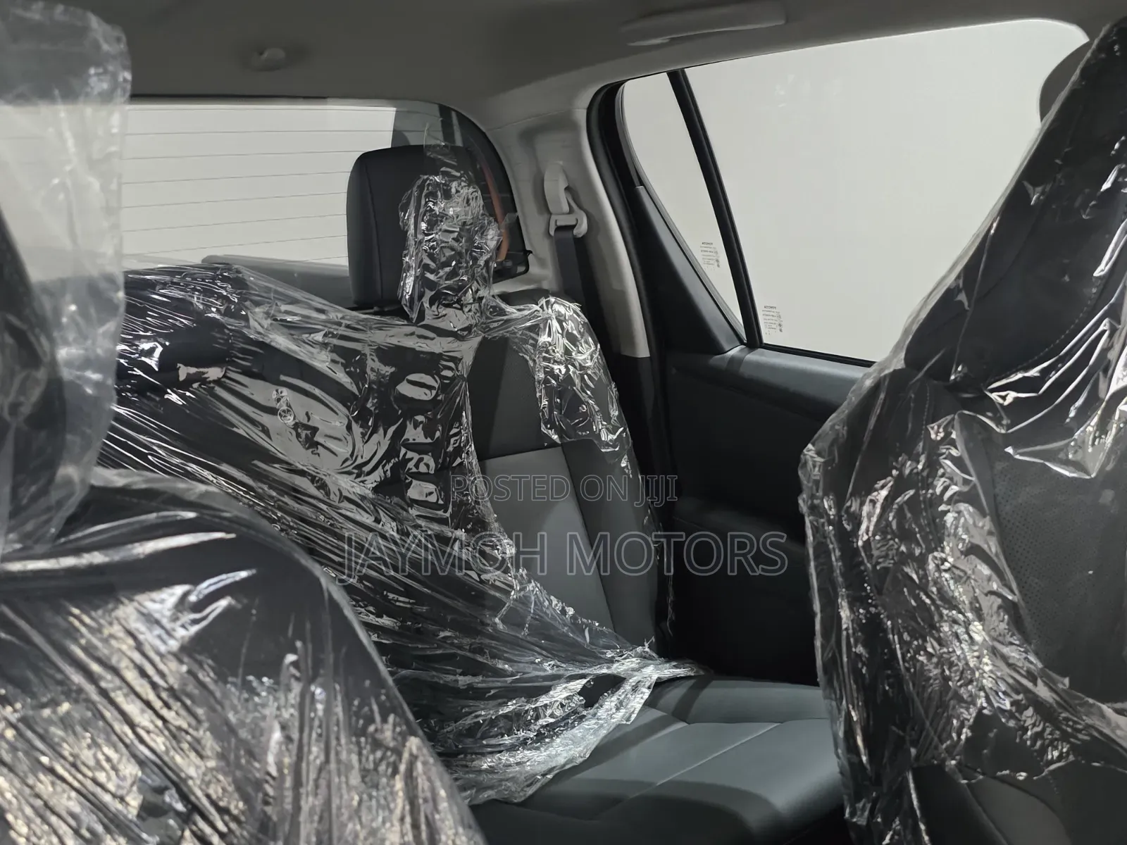 New Toyota Hilux 2025 Black