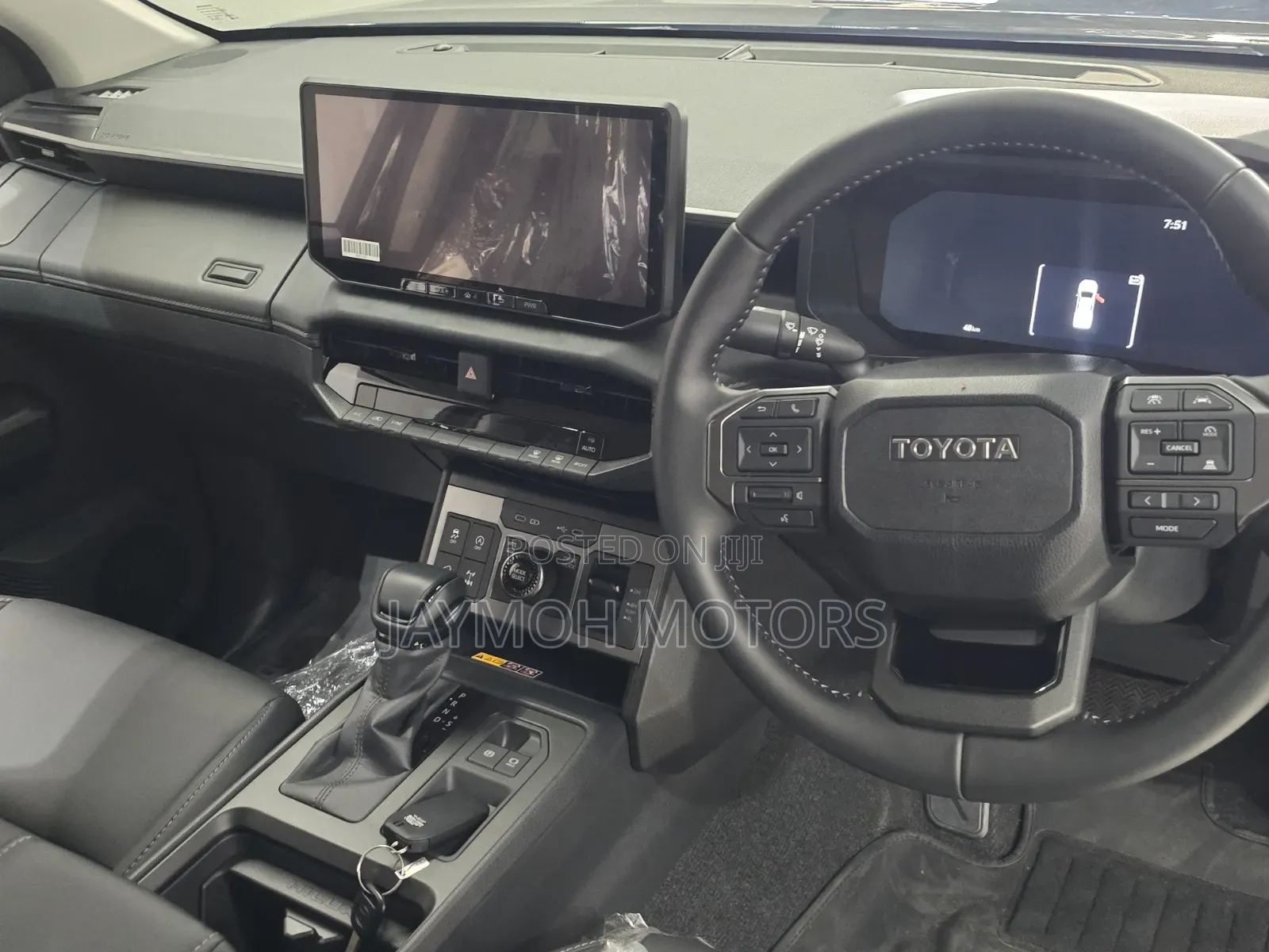 New Toyota Hilux 2025 Black
