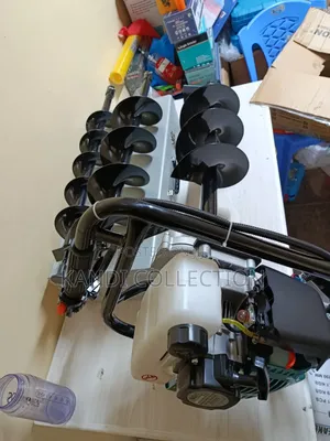 2 Stroke Earth Auger/ Earth Auger