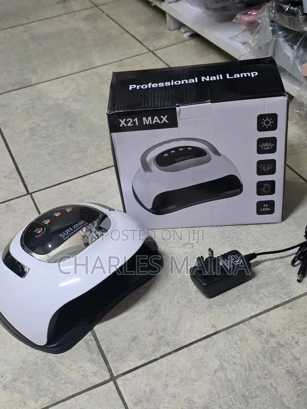 Max Nail Lamp