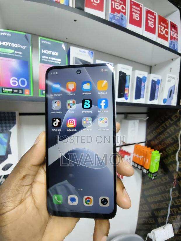 Infinix Hot 60i 256 GB Silver - thumbnail 3