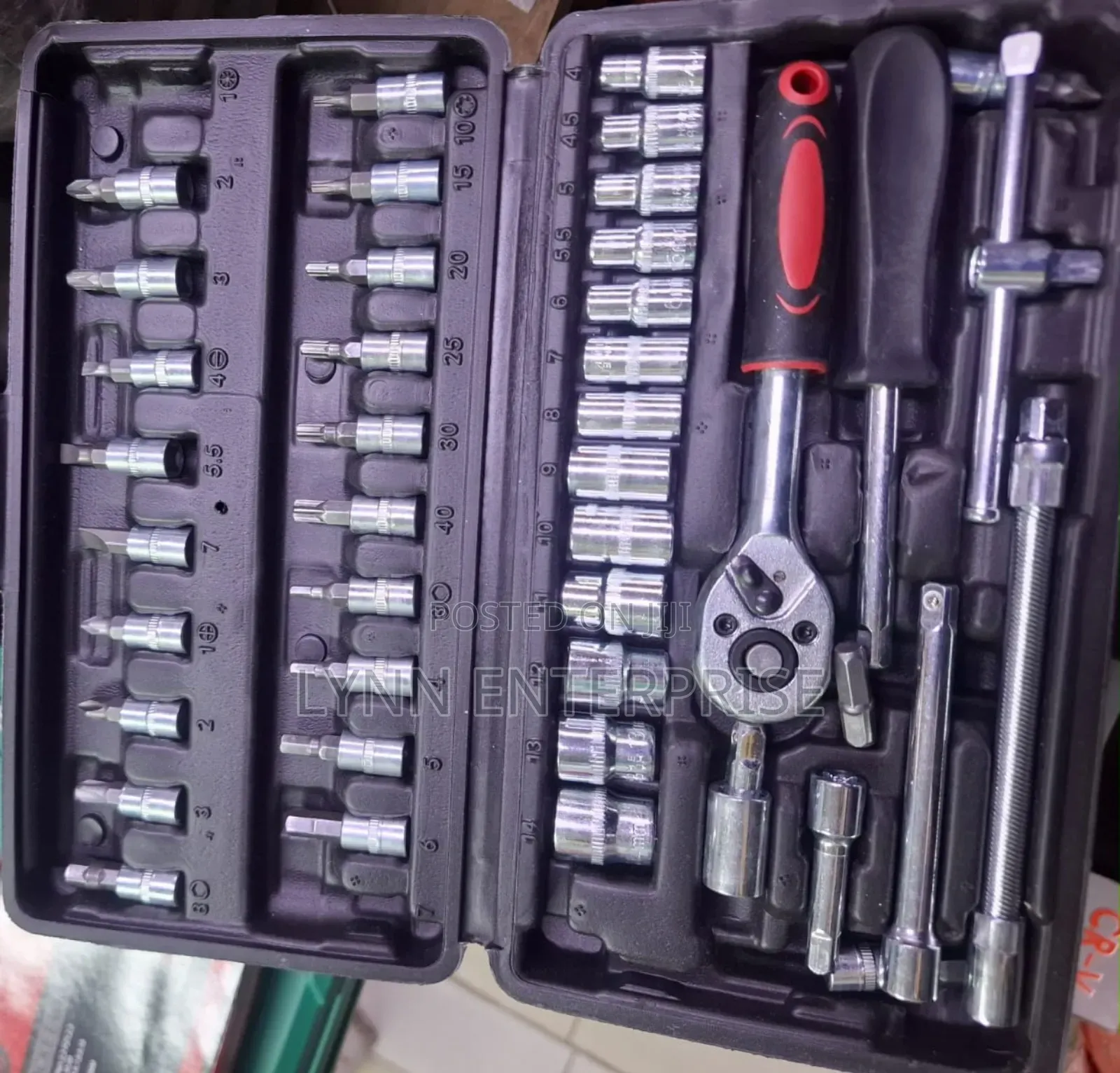 46 Pieces Socket Wrench Tool Set