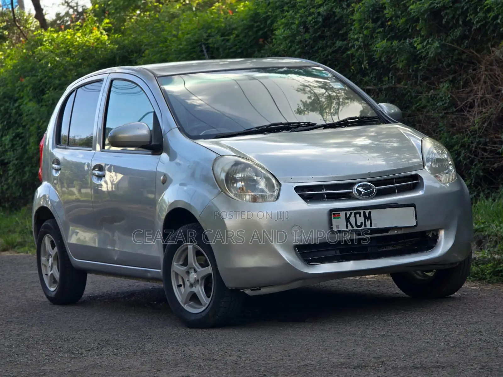 Toyota Passo 1.0 FWD 2010 Silver