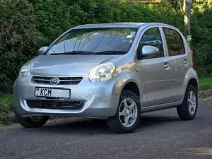 Toyota Passo 1.0 FWD 2010 Silver