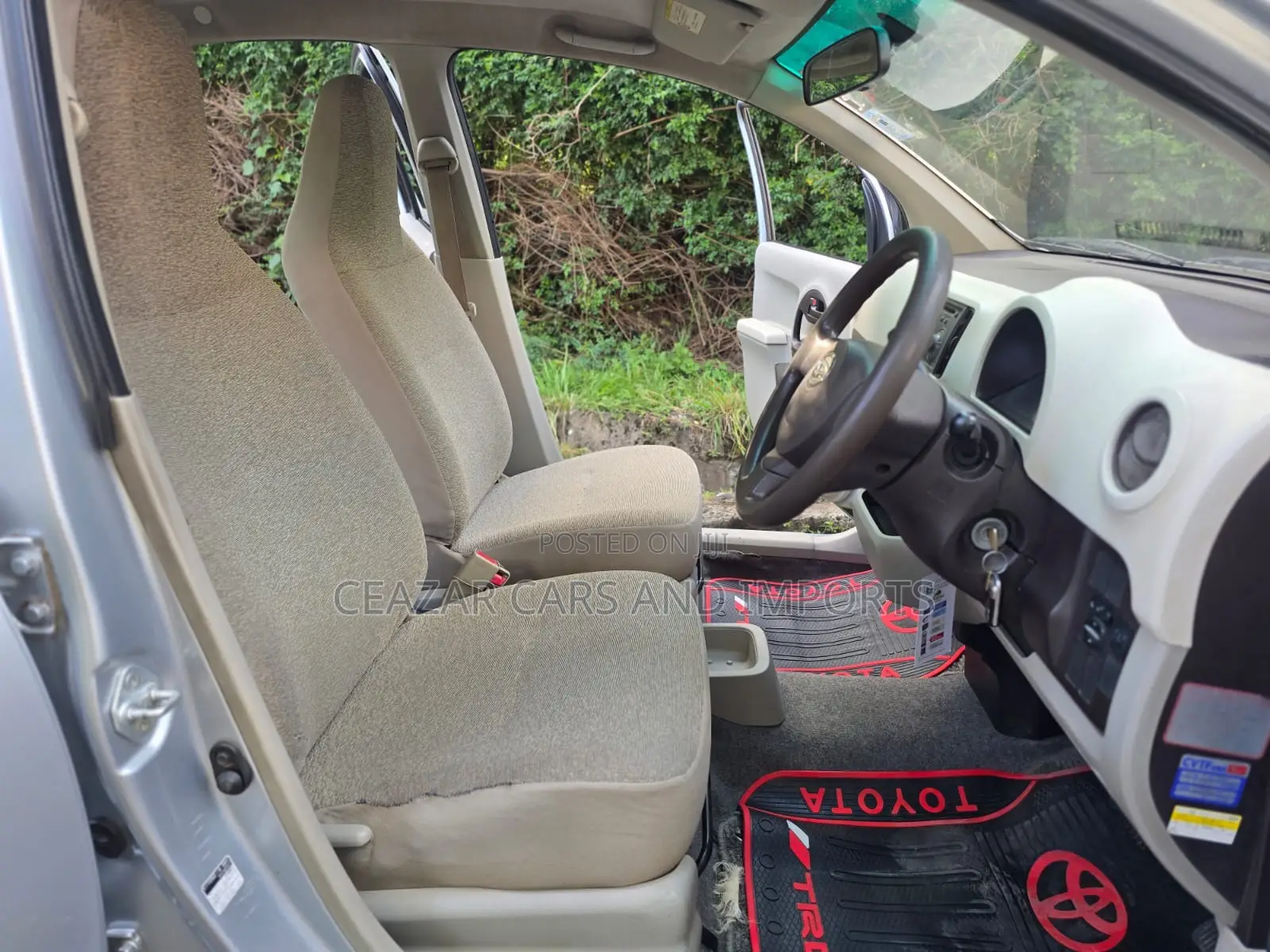 Toyota Passo 1.0 FWD 2010 Silver