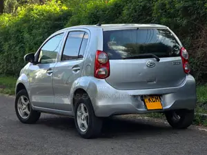 Toyota Passo 1.0 FWD 2010 Silver
