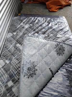 Luxury Bedroom Memory Foam Mattress Topper 5 by 6