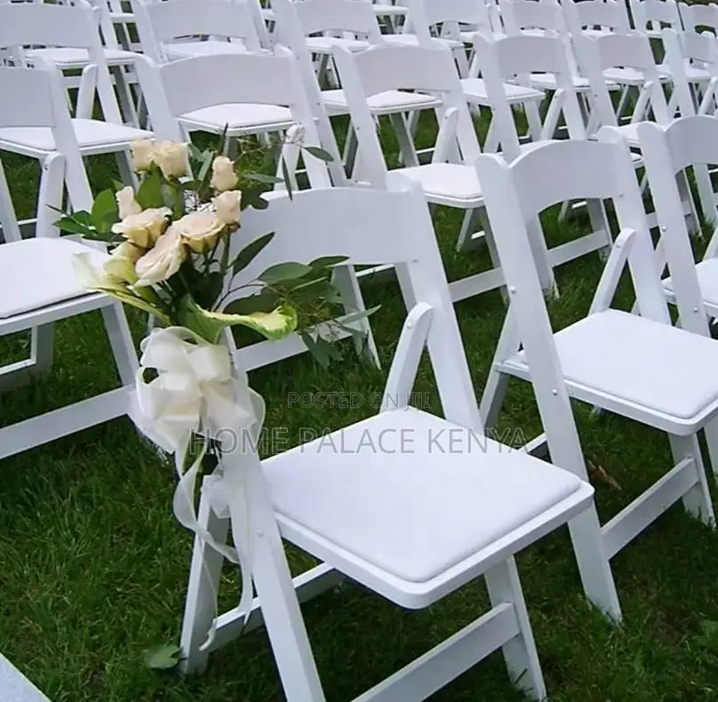 Outdoor Chair: Plastic Folding Banquet Chairs