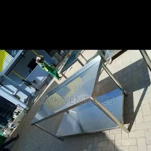 Extravagant Modernized Stainless Steel Working Table