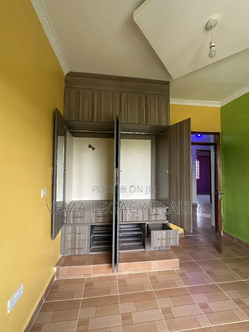 4bdrm Maisonette in Kimbo for sale