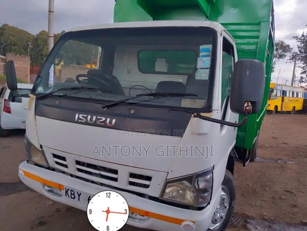 Isuzu NPR 2013 White for Sale - thumbnail 3