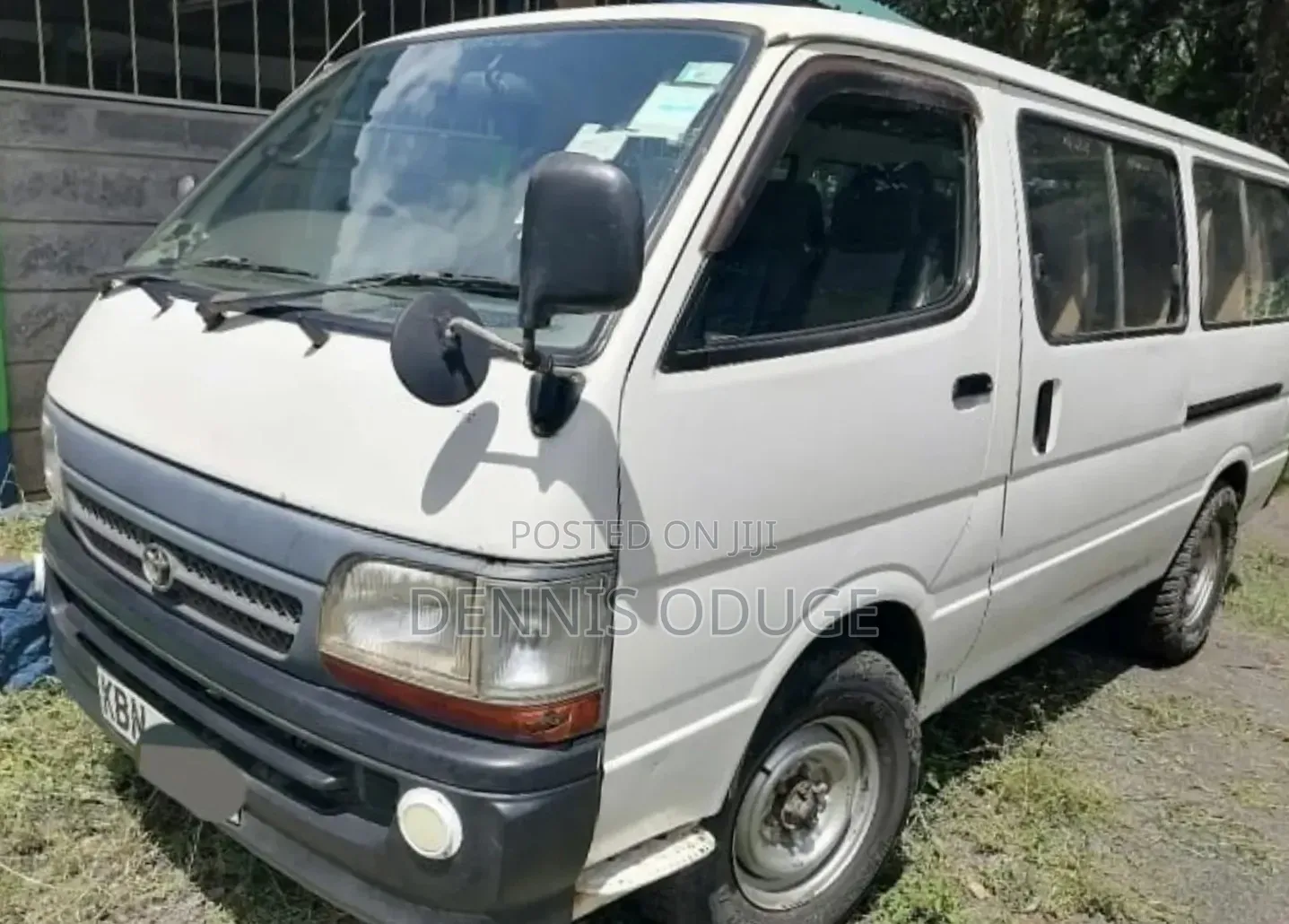 Toyota HiAce 2003 White