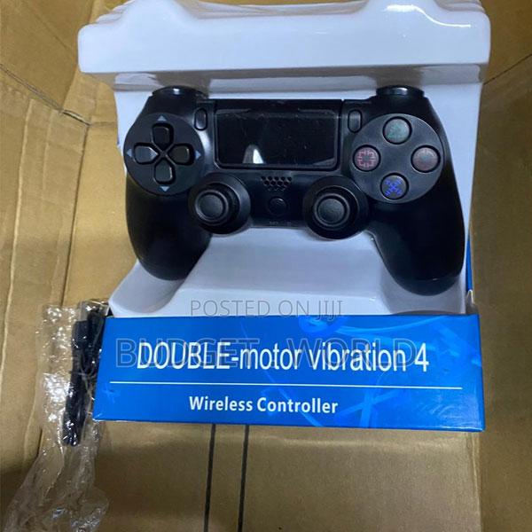 Wireless Ps4 Gamepad With Double Vibration and Precision Controls