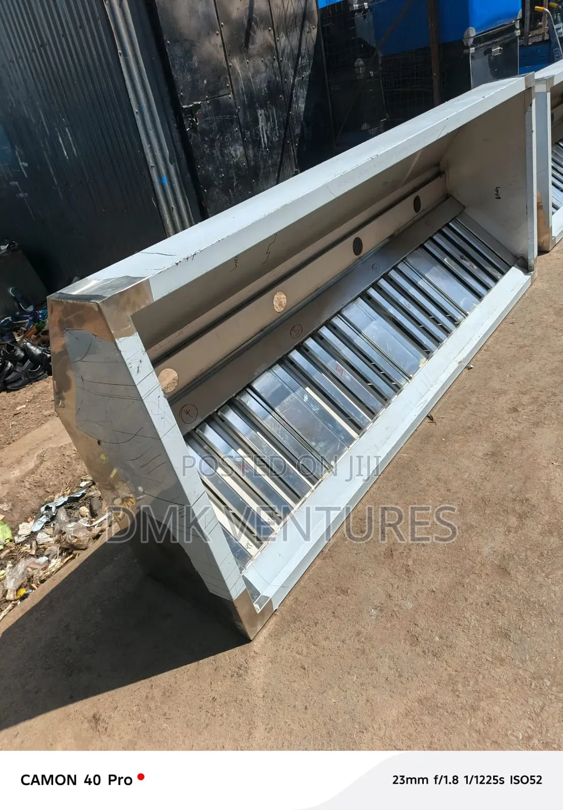 Super Extravagant Kitchen Hood Structure
