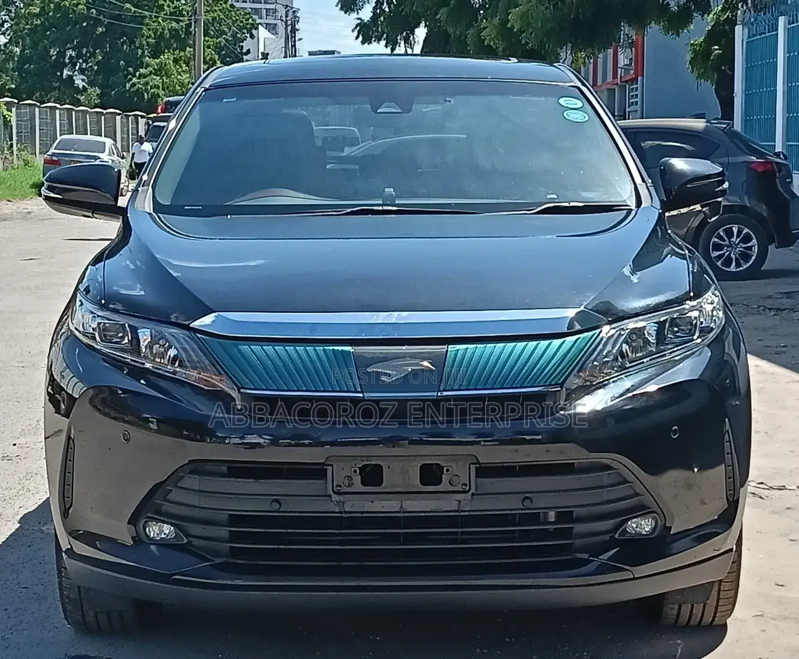 Toyota Harrier 2.0 2019 Black