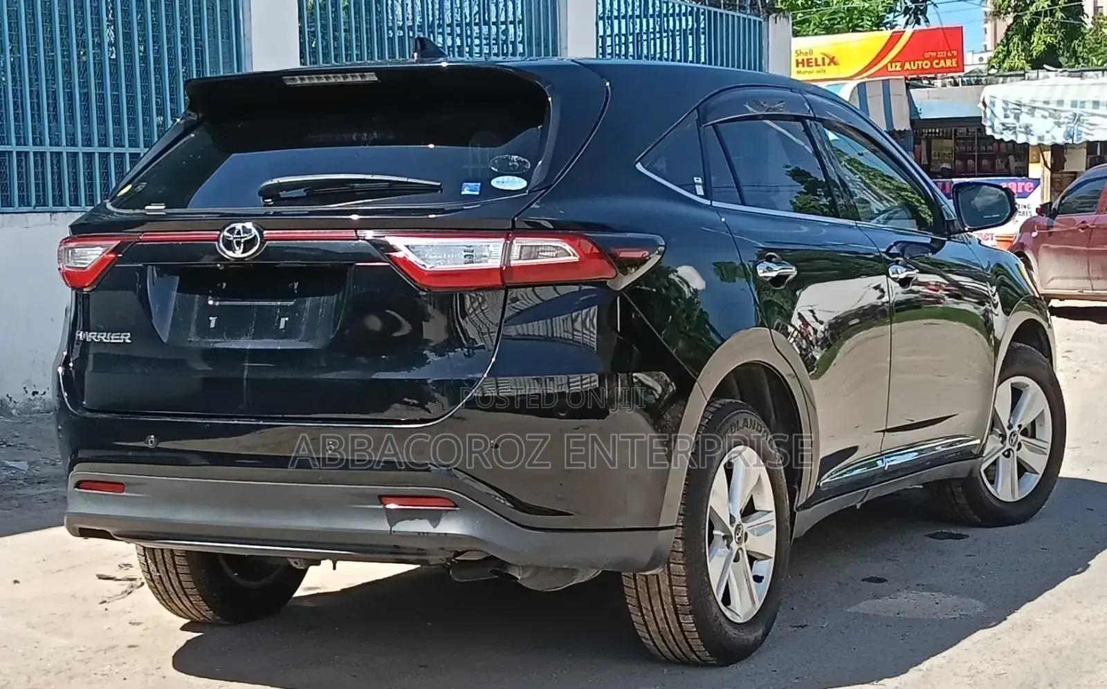 Toyota Harrier 2.0 2019 Black