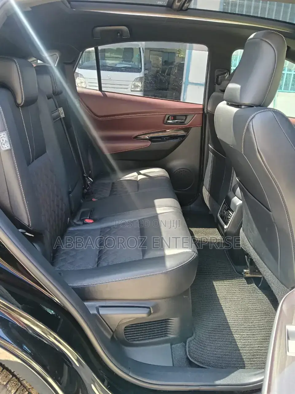 Toyota Harrier 2.0 2019 Black