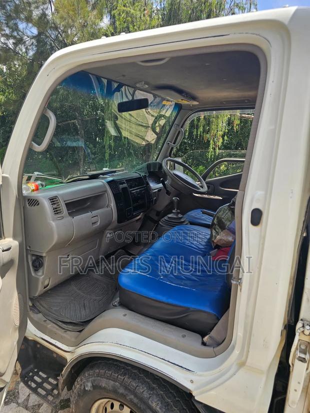 Toyota Dyna - thumbnail 2