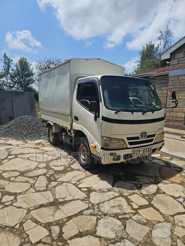 Toyota Dyna - thumbnail 6
