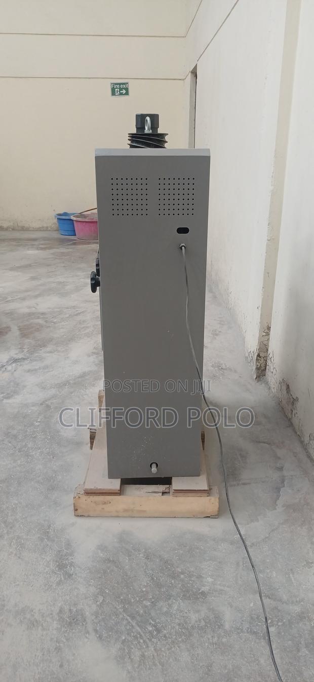 Digital Display Compression Testing Machine-Model HST-Yes2000d