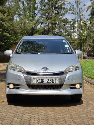 Toyota Wish 2015 Silver