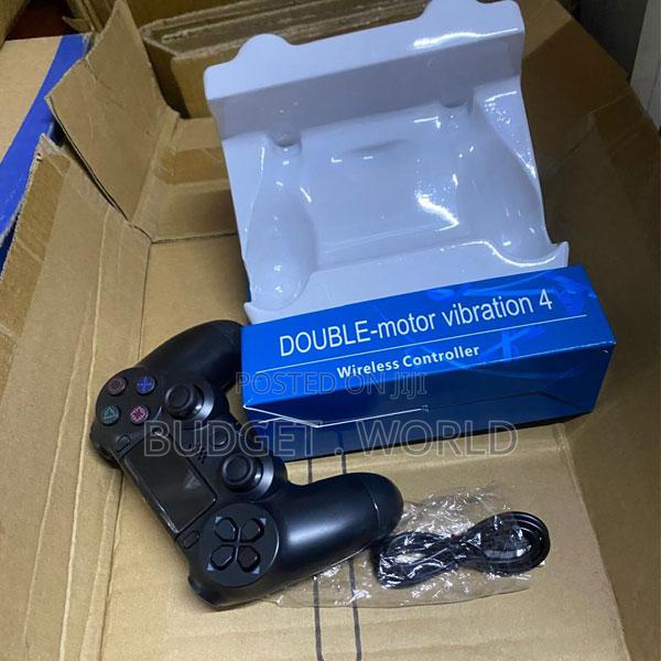 Wireless Ps4 Gamepad With Responsive Triggers and Dual Motors