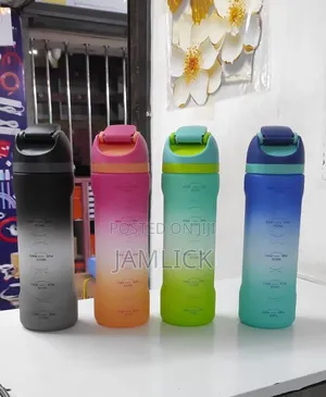 Owala 1 Litre Dual Tone Free-Sip Plastic Focus Water Bottle - Hk