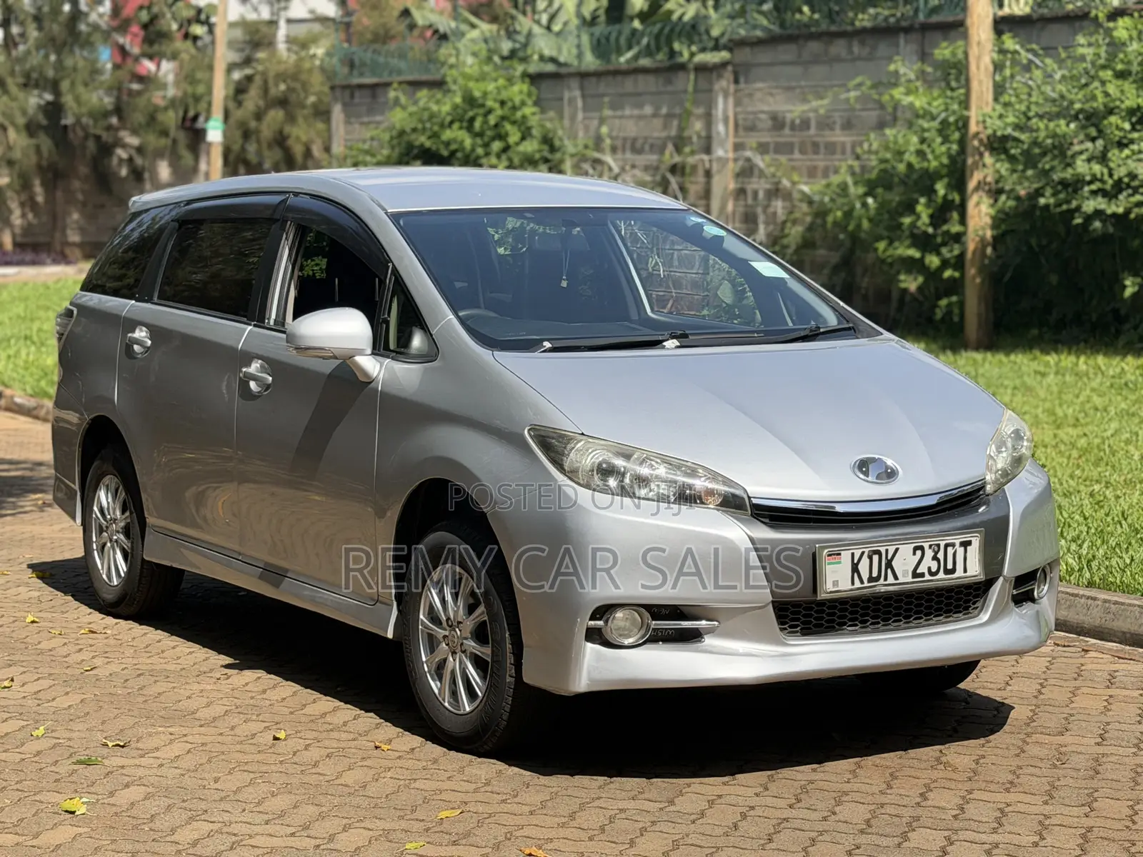 Toyota Wish 2015 Silver