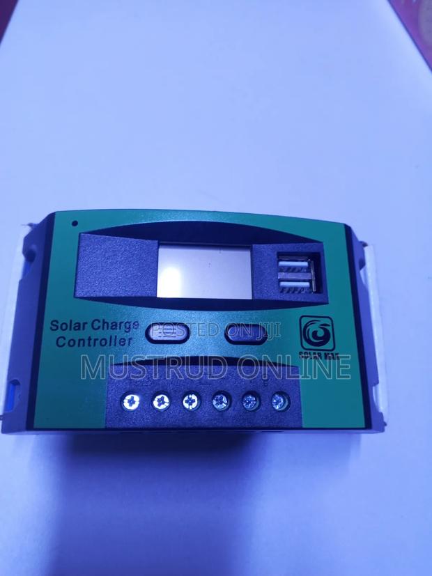 Solar Charge Controller - thumbnail 2