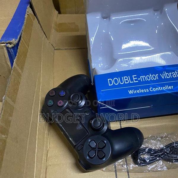 High Performance Wireless Ps4 Controller With Dual Vibration Motors