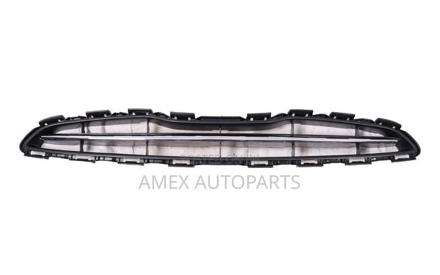 Grille Nissan March 2013 Onwards