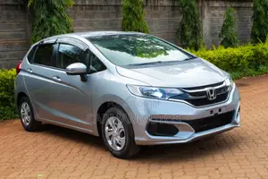 Honda Fit 2019 Silver