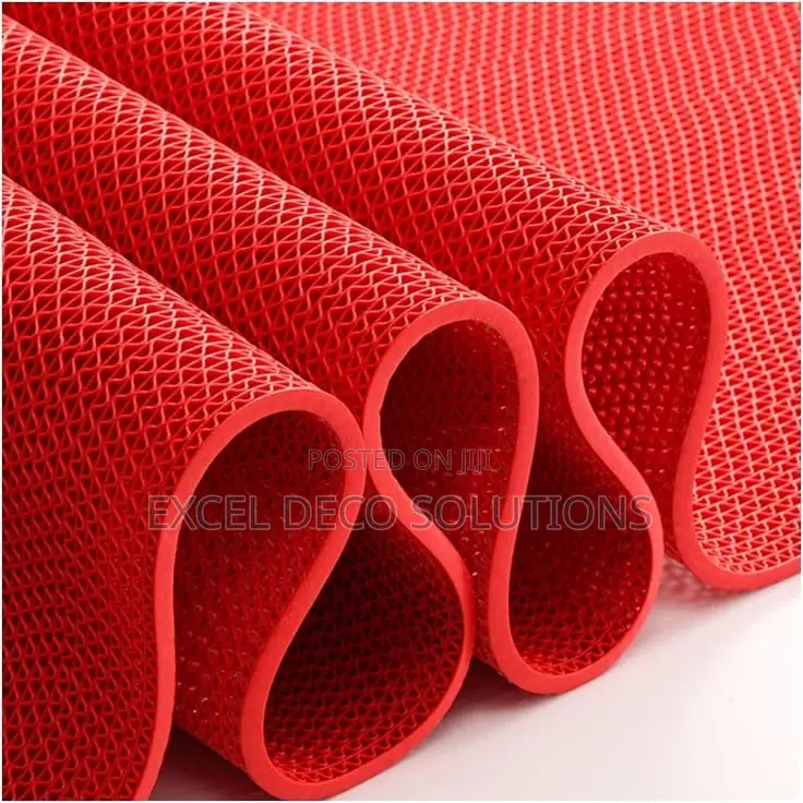 Anti Slip S Mat With Strong Rubber Surface Finish