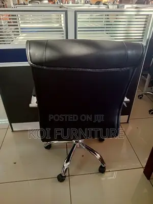 Office Chair : B12 Black High-Back Executive Office Chair