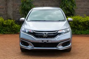 Honda Fit 2019 Silver