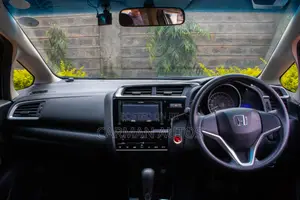 Honda Fit 2019 Silver