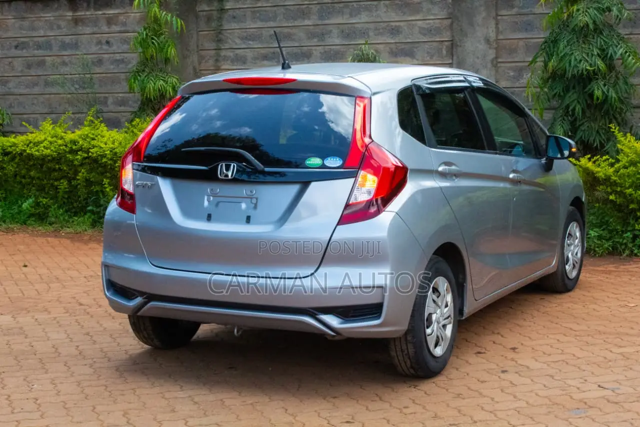 Honda Fit 2019 Silver