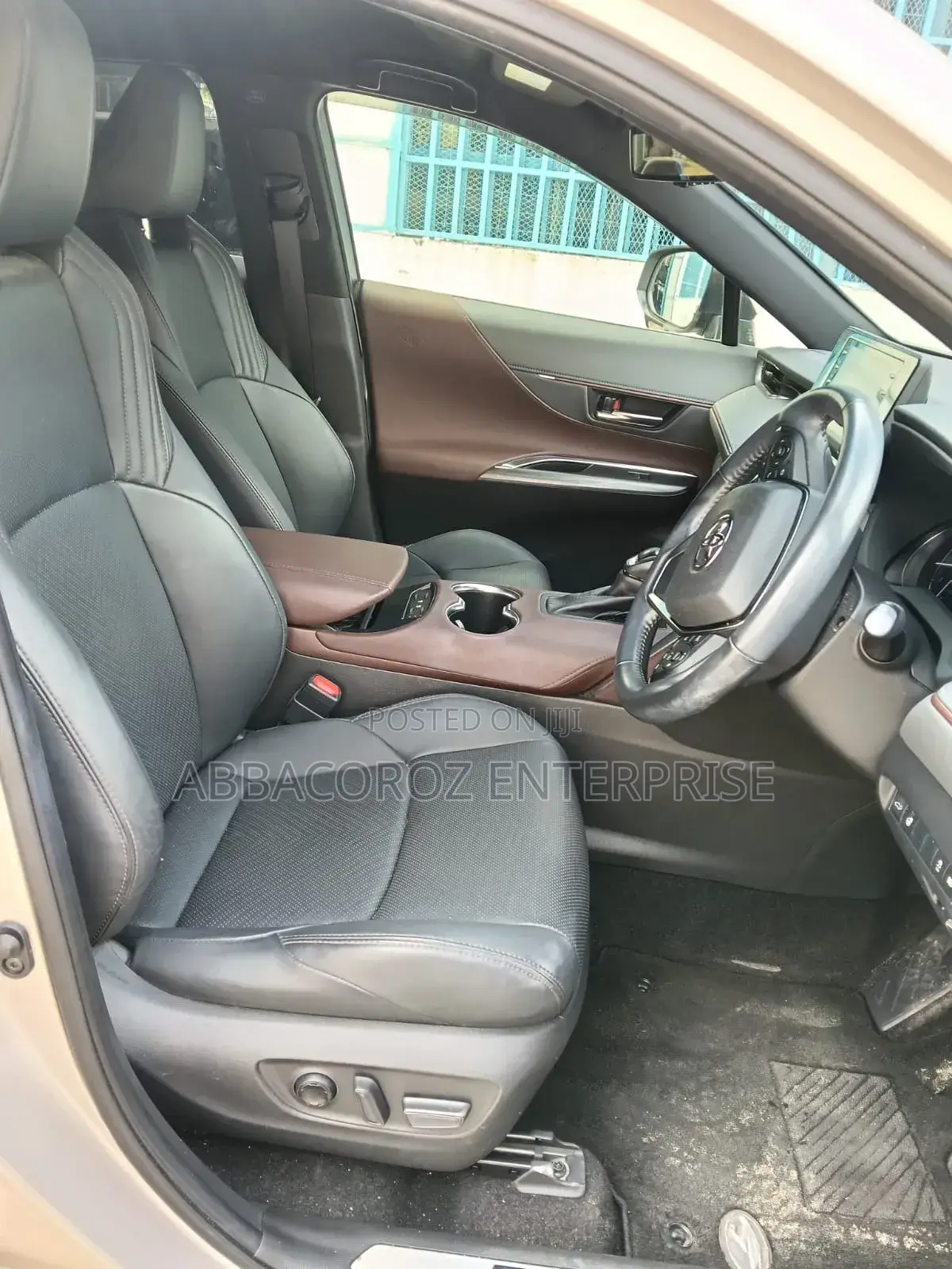 Toyota Harrier 2020 Silver