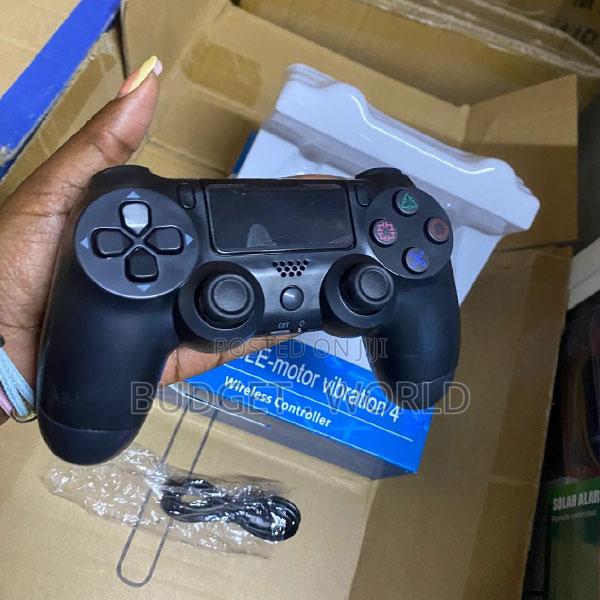 Rechargeable Wireless Ps4 Controller With Dual Shock Effects