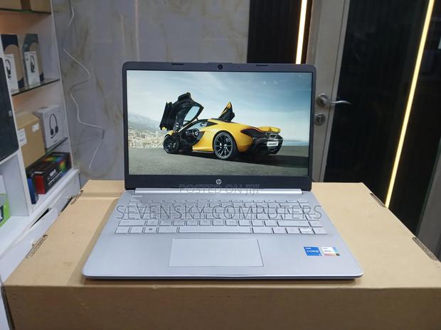 New Laptop HP Pavilion 14 16GB Intel Core i5 SSD 256GB
