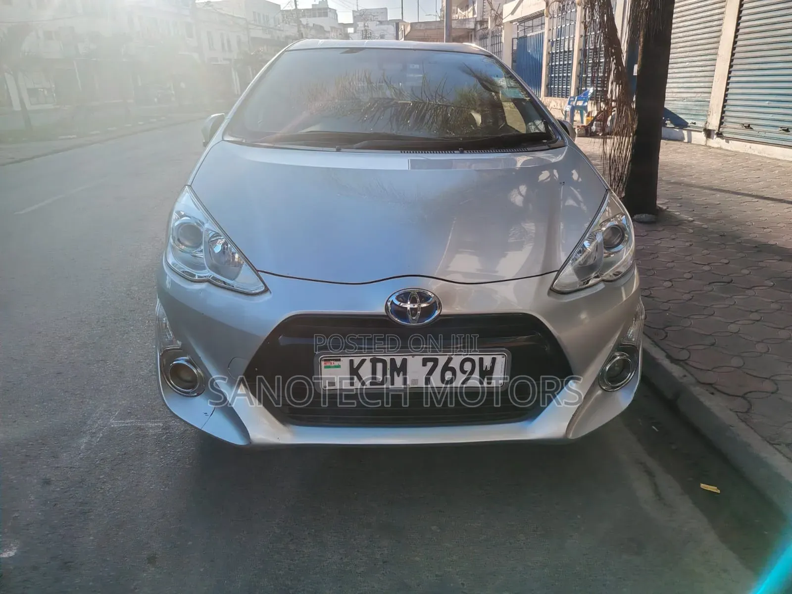 Toyota Aqua 2016 Silver
