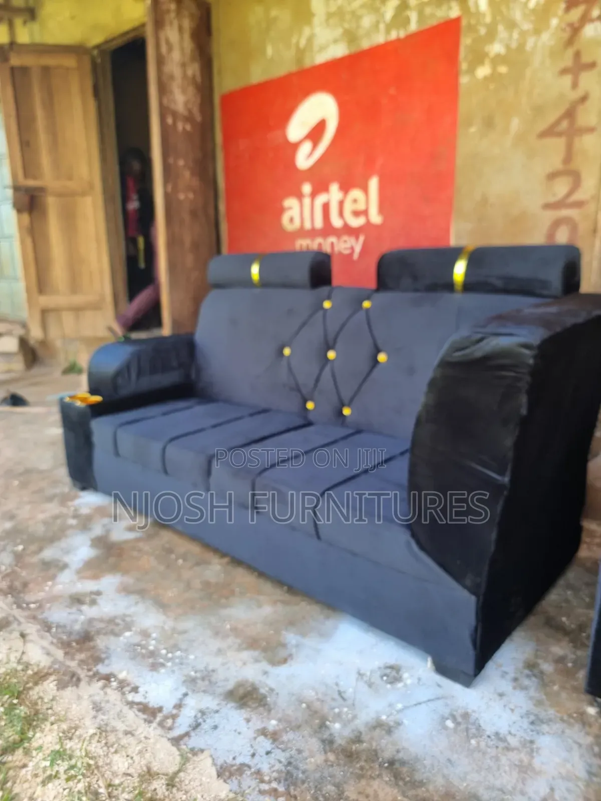 Black Permanent Sofa Seat
